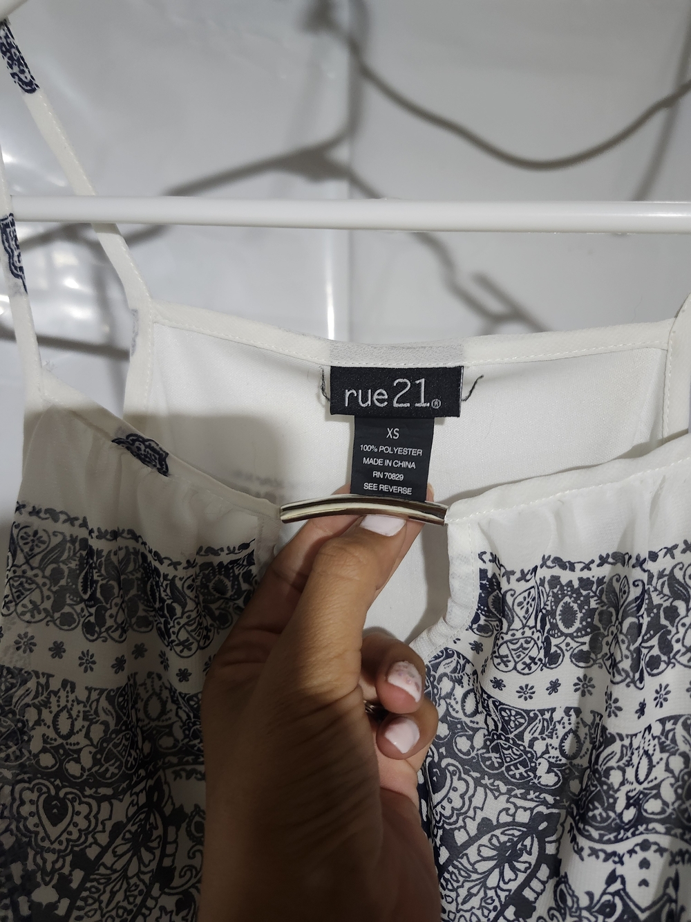 Rue21 White Maxi Dress with Navy Print - Picture 3 of 5